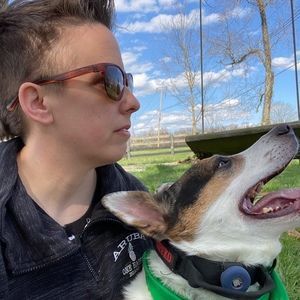 Meet your Posher, Juli